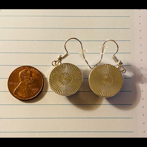 Trump MAGA 2020 rustic gold earrings USA DJT KAG - Picture 3 of 6